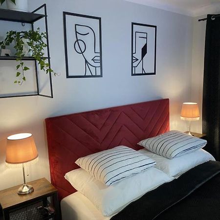 Apartament ,, Sen I Kawa" - Komfortowy Nocleg W Sercu Aglomeracji Bytom Eksteriør bilde