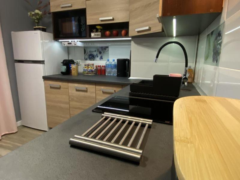 Apartament ,, Sen I Kawa" - Komfortowy Nocleg W Sercu Aglomeracji Bytom Eksteriør bilde